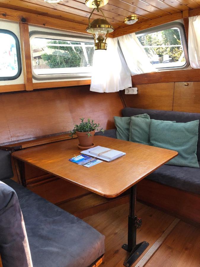 Hotel Boot & Breakfast - Slapen Op Het Water à Enkhuizen Extérieur photo